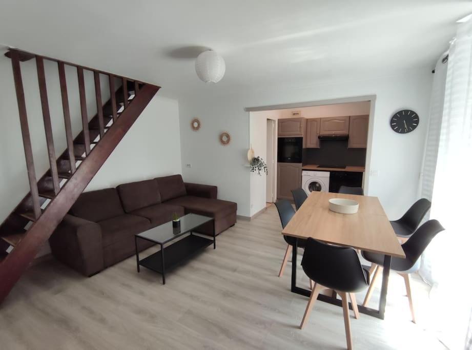 Ferienwohnung Duplex Cosy Gonesse Exterior foto